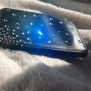 💎LOUIS VUITTON EPI Wallet w/ 100% Swarovskis